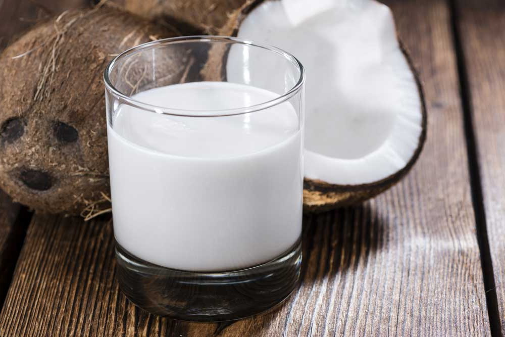 Польза кокосового молока для организма человека